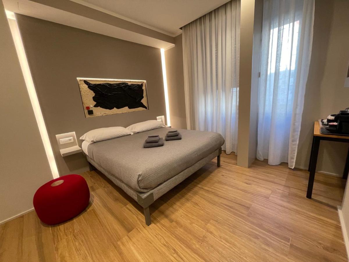 Lucrino 45 By Ale Hotel Roma Exterior foto