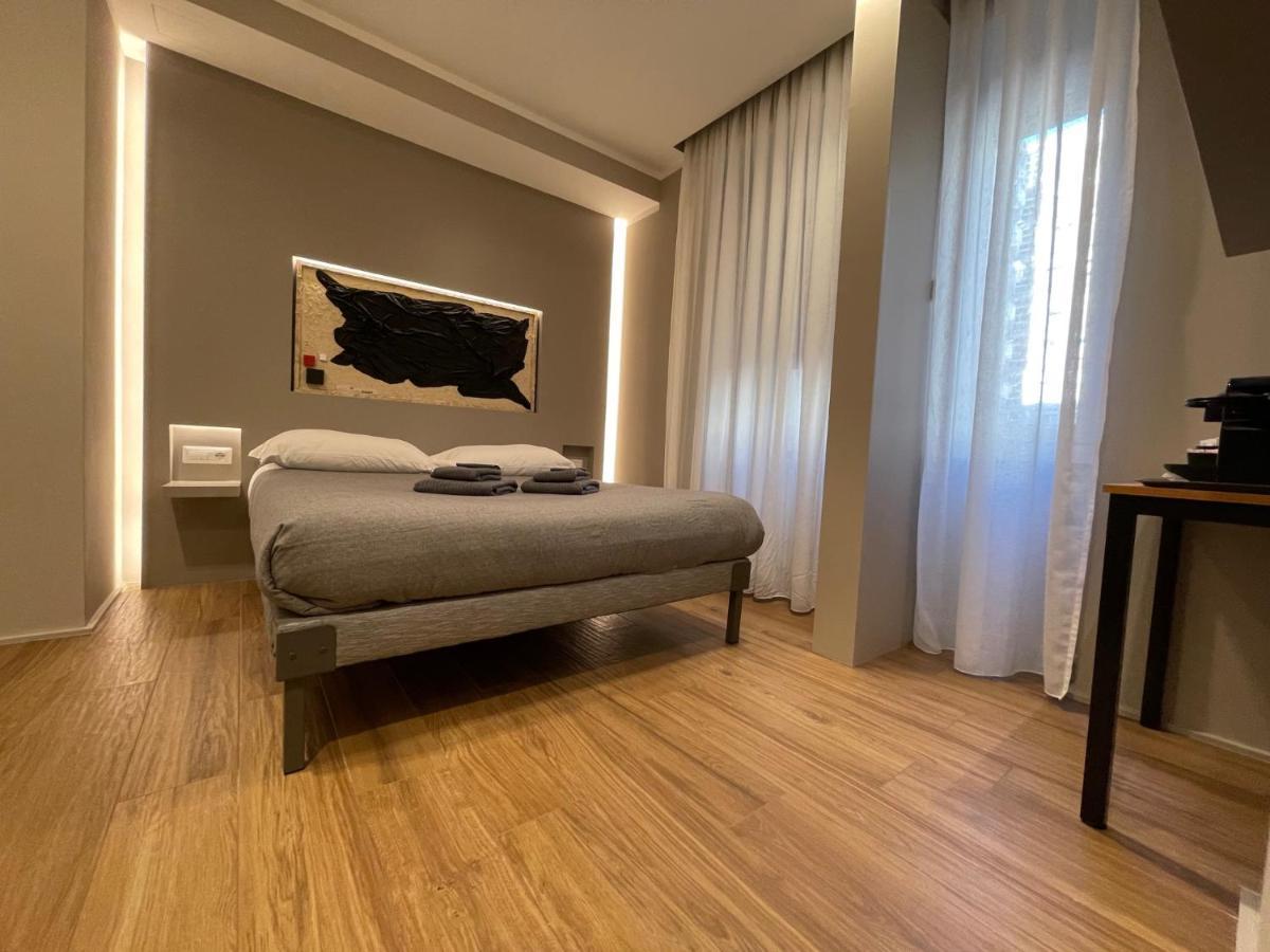 Lucrino 45 By Ale Hotel Roma Exterior foto